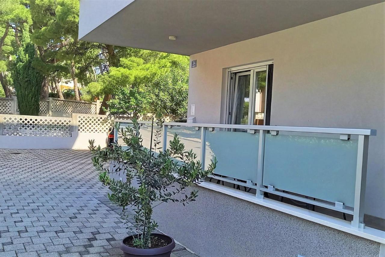 Apartments Danica Promajna Bagian luar foto