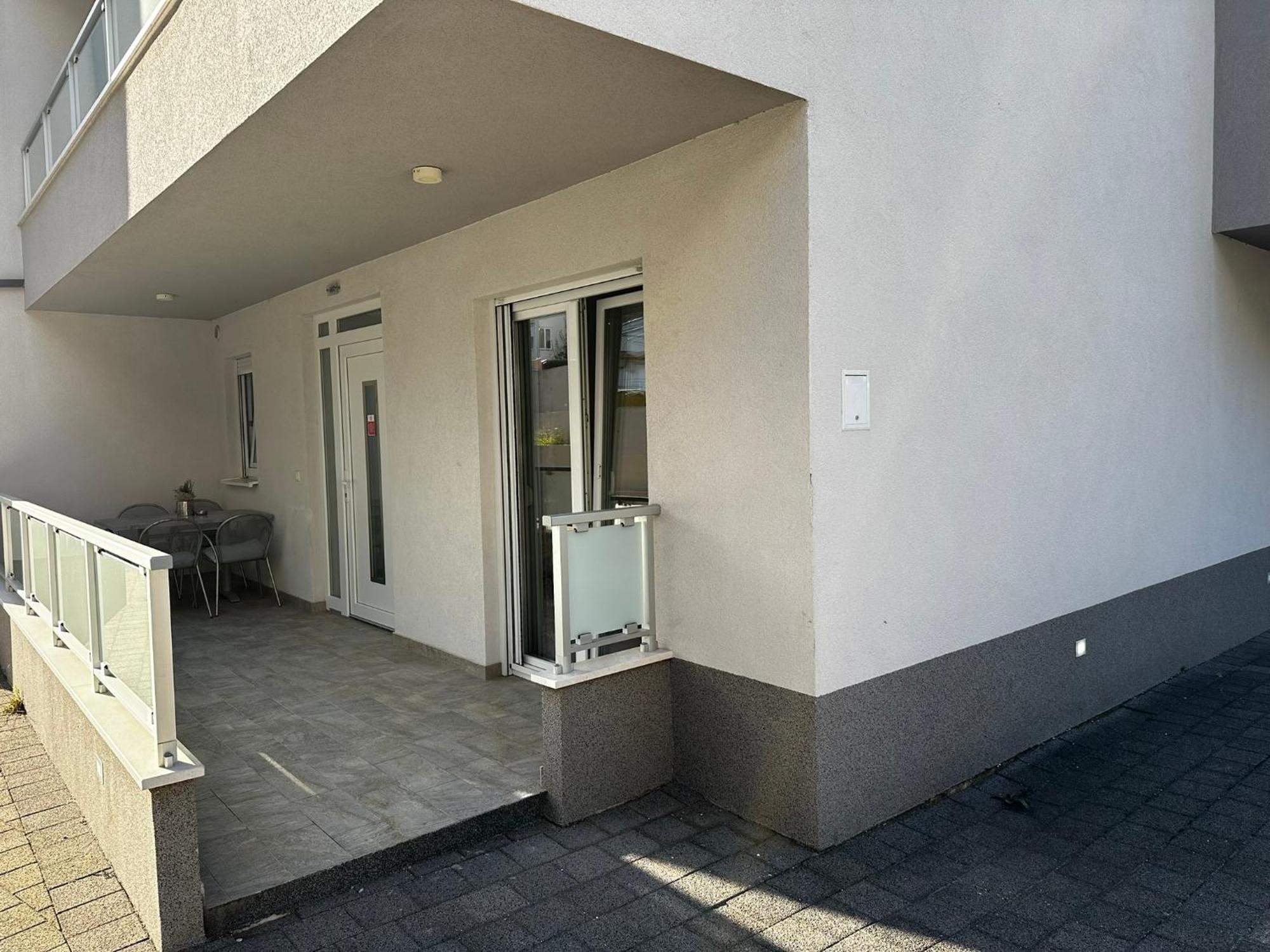 Apartments Danica Promajna Bagian luar foto