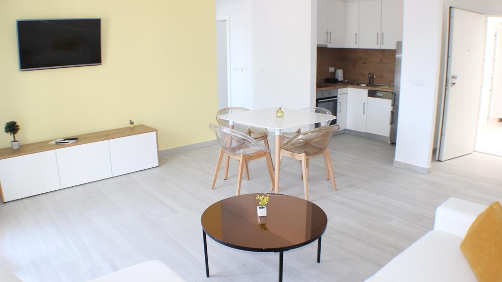 Apartments Danica Promajna Bagian luar foto