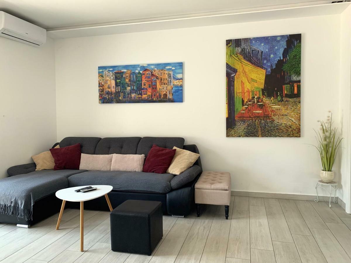 Apartments Danica Promajna Bagian luar foto